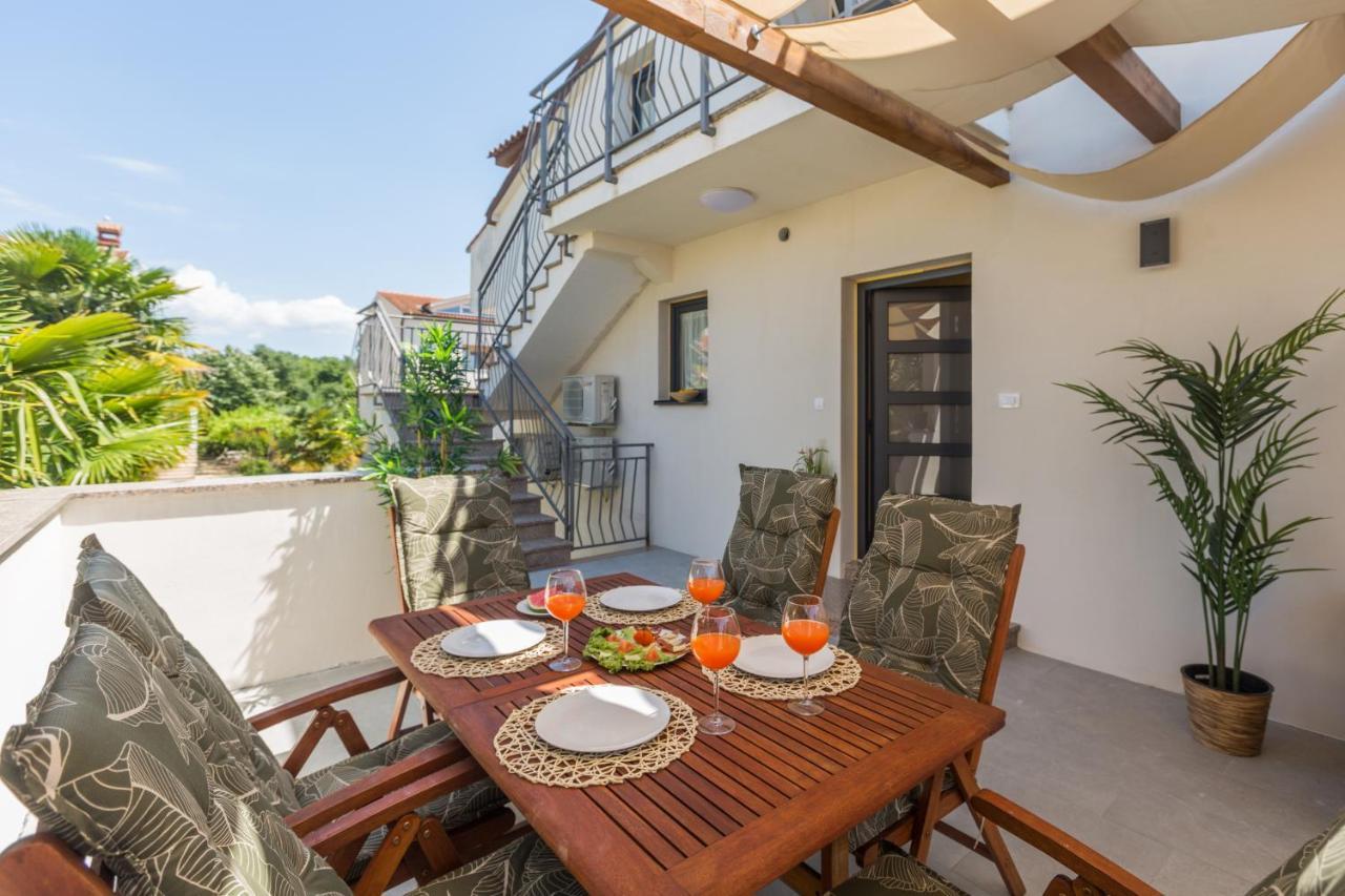 Apartments Residence Radovan 1 Porec Esterno foto